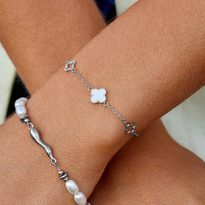 Lucia Clover Bracelet